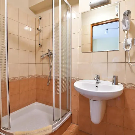 Adam-ski Zieleniec Duszniki Zdrój