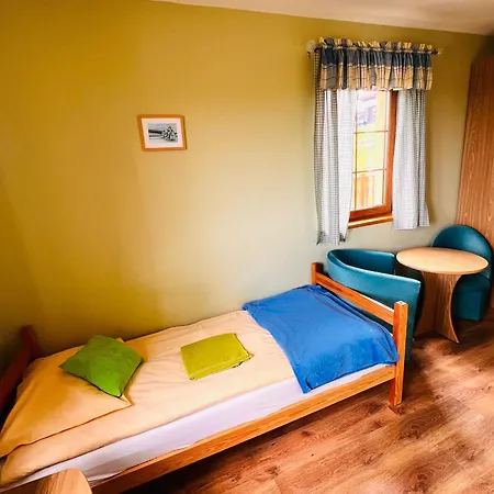 Adam-ski Zieleniec 3*