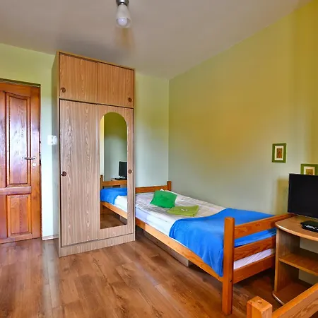 Adam-ski Zieleniec 3*