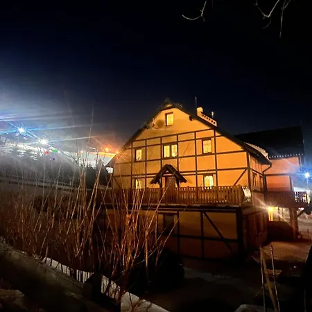 Adam-ski Zieleniec 3*